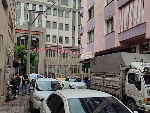 KEMALPAŞANIN MERKEZİNDE  YENİ ADLİYE BİNASINA YAKIN KİRALIK 3+1 DAİRE - Görsel 17