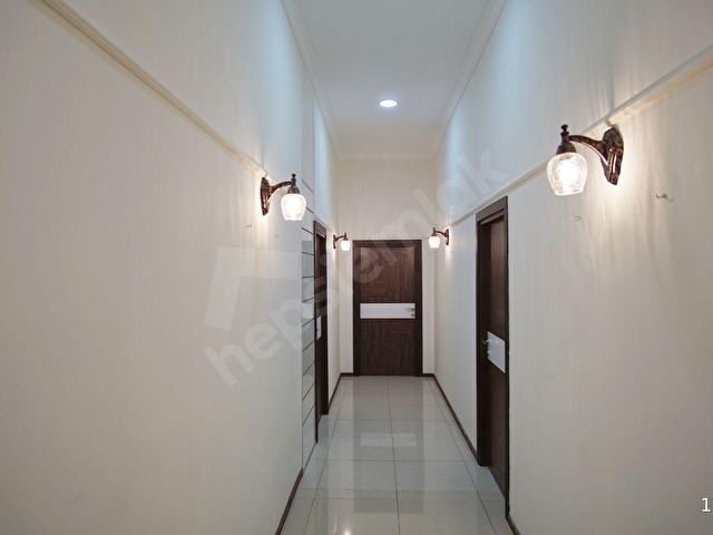 İNCİLİPINAR DA 80 KİŞİLİK ANFİSİYLE 500 m² PPRESTİJLİ OFİS KATI - Görsel 12