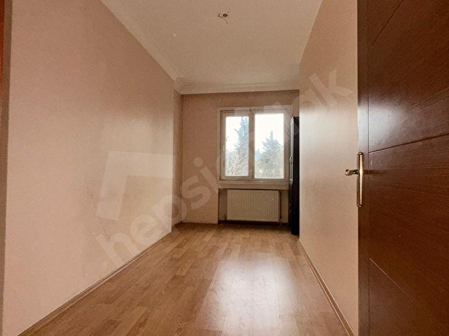 4+1 müthiş konum 140m2 uygun fiyat - Görsel 14