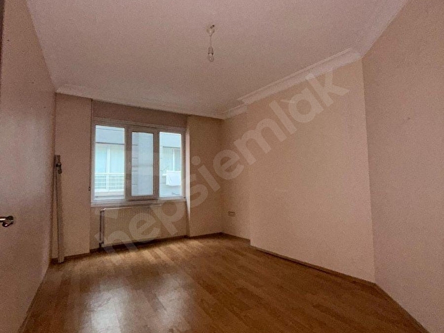 4+1 müthiş konum 140m2 uygun fiyat - Görsel 7