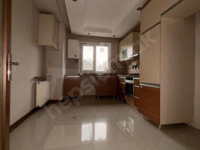 4+1 müthiş konum 140m2 uygun fiyat - Görsel 6