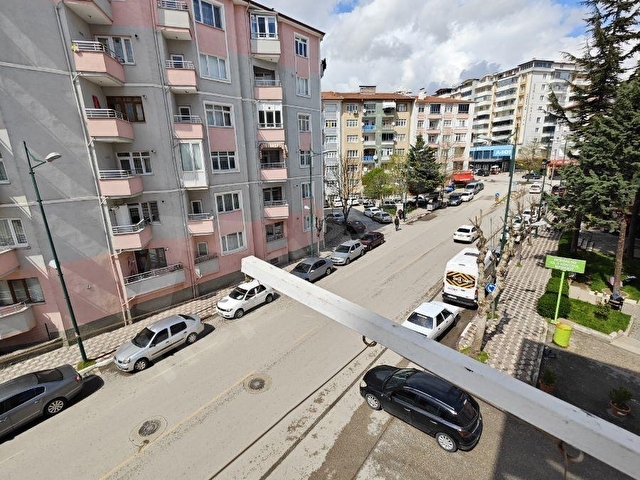 Tokat Merkez Çarşamba Pazarı Yanında Kiralık 2+1 Daire - Görsel 30