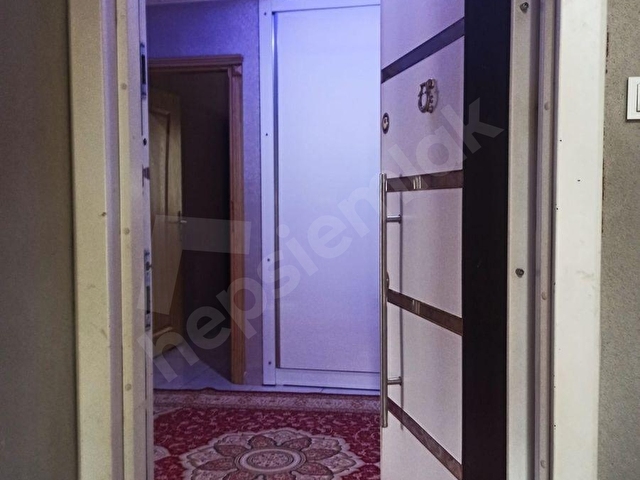 Seyhan Mıdıkta Satılık Geniş Bahçeli Müstakil 3 Katlı Fırsat Ev - Görsel 3