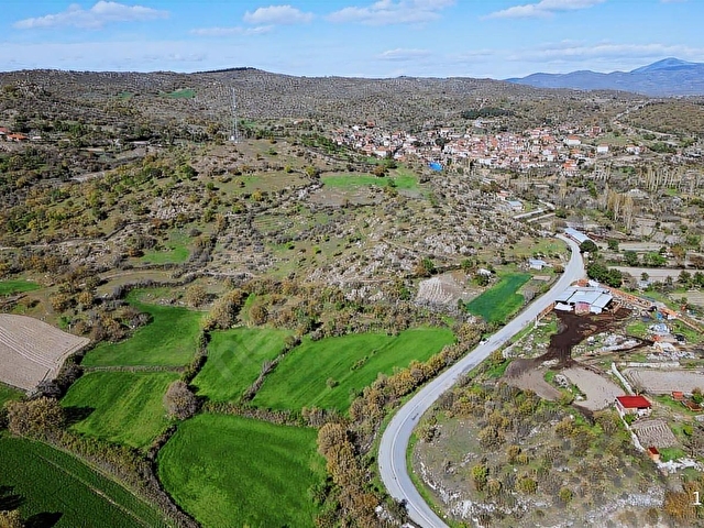 Sındırgı Süllerde Yerleşime Yakın Yatırımlık Arazi - Görsel 4