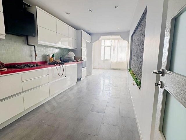 BEYAZEVLER MAHALLESİNDE 4+1 SATILIK DAİRE - Görsel 7