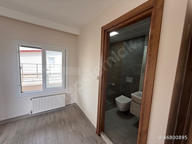 Kuşadası Davutlar Site içerisinde Denize Sıfır Trıpleks bakımlı 4+1 Satılık Villa - Görsel 16
