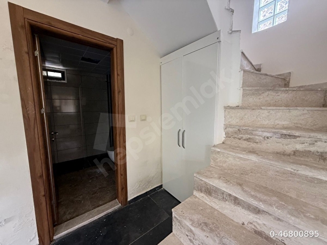 Kuşadası Davutlar Site içerisinde Denize Sıfır Trıpleks bakımlı 4+1 Satılık Villa - Görsel 29