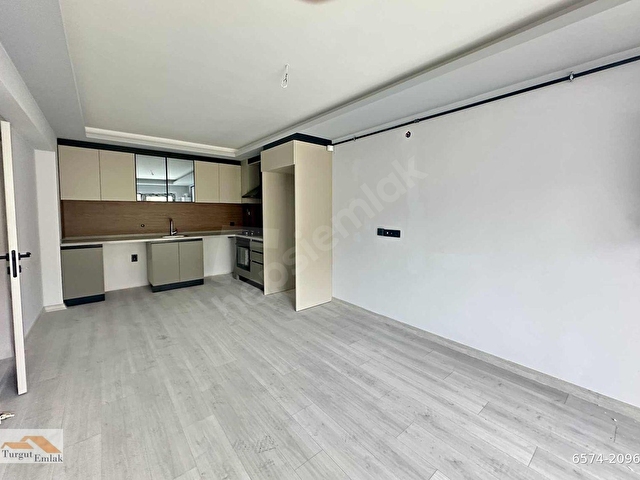 KIRKKONAKLAR BADEMLİDEREDE VADİ MANZARALI 2+1 SATILIK DAİRE - Görsel 3