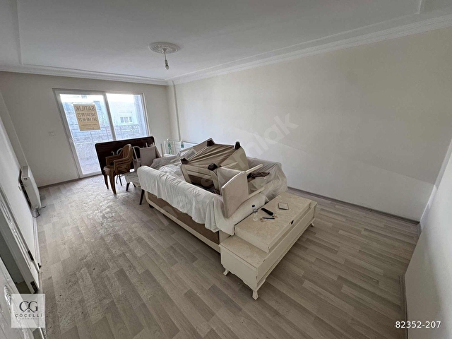ÇÖÇELLİ GAYRİMENKULDEN PAZARCIKTA SATILIK 3+1 BAKIMLI DAİRE - Görsel 13