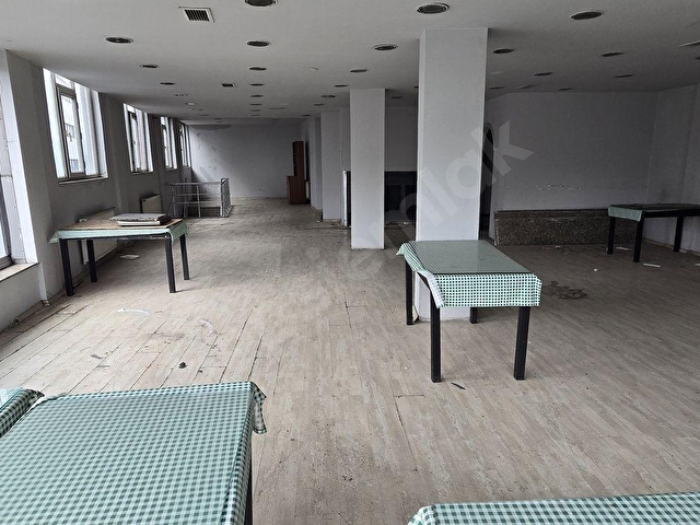 FURKANDAN BAYRAMPAŞA MERKEZ 2 KATLI 300M2 KÖŞE BAŞI KİRALIK - Görsel 10