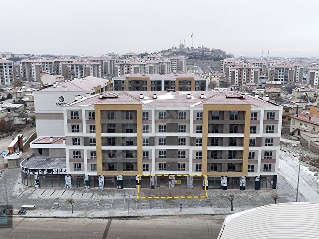 KARAPINAR EMLAKTAN PAZAR KARŞISI 338 M2 KİRALIK DÜKKAN