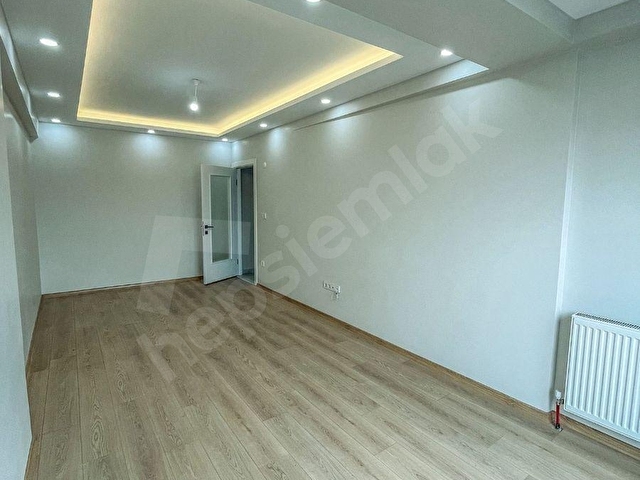 Üsküdar Merkezde Şehir Manzaralı Yeni 2+1 - Görsel 4