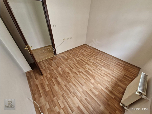 BİRLİK MAHALLESİ 463. CADDE ÜZERİ EMSALSİZ MANZARALI, BOYALI, ASANSÖRLÜ, ARA KATTA KİRALIK 3+1 DAİRE - Görsel 23