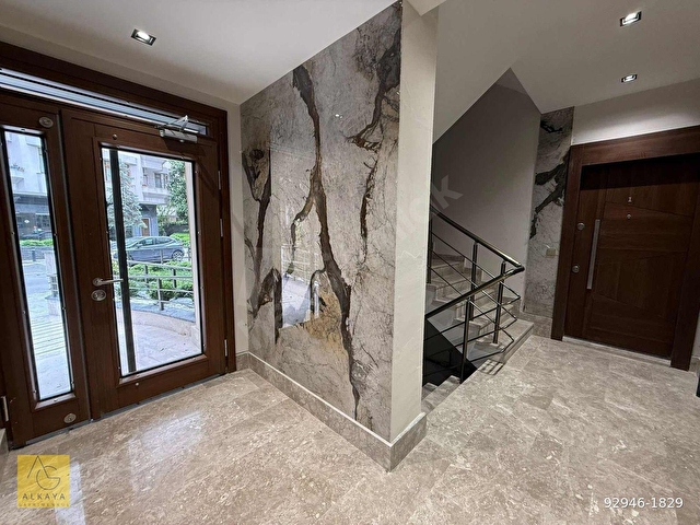 CADDEBOSTAN SAHİLDE SIFIR BİNADA SATILIK 1+1 BOŞ DAİRE - Görsel 10