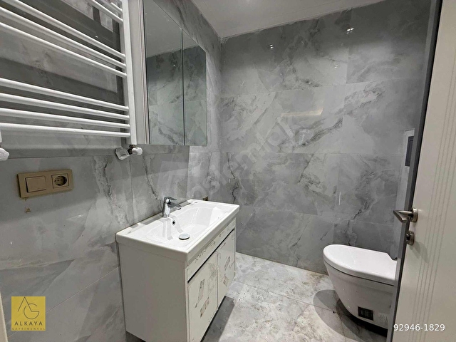 CADDEBOSTAN SAHİLDE SIFIR BİNADA SATILIK 1+1 BOŞ DAİRE - Görsel 21