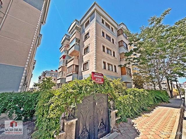NAZAR EMLAK DAN 3+1 HASTANE VE METRO YAKINI ŞİRİNBAYIR SİTESİNDE