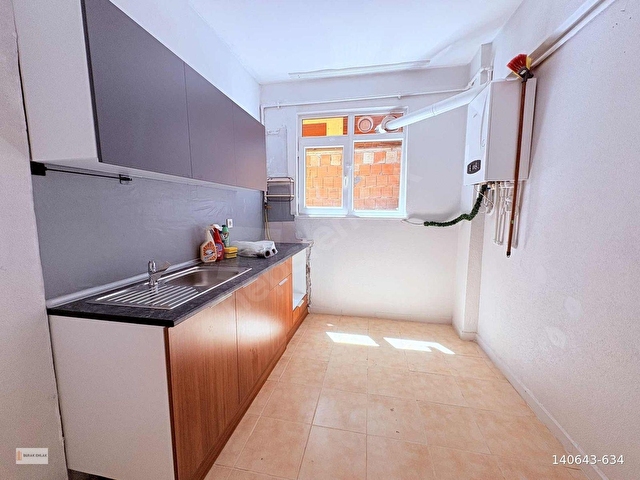 SULTANMURATDA 3+1 140m2 ZEMİNKAT MASRAFSIZ OPET METROBÜS - Görsel 13