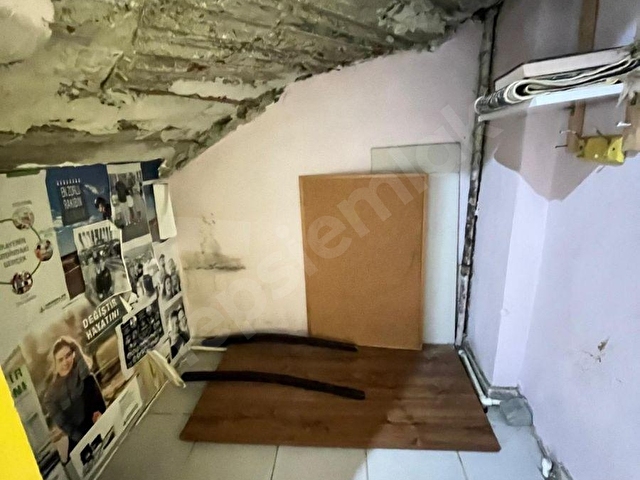 LOFTtan SEFAKÖY MERKEZDE 40m MUTFAKLI WCLİ KIRALIK DUKKAN - Görsel 17