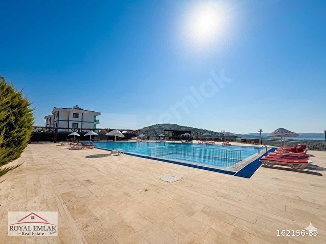 ELİTE SİTEDE EŞYALI YAZLIK DAİRE - Görsel 9