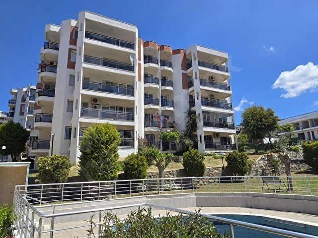 Egemarin sitesinde deniz manzaralı 4+1 satılık daire