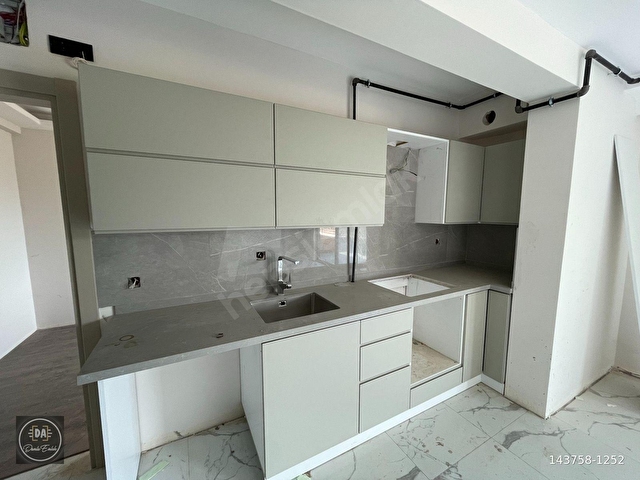 KÖRFEZDE DENİZ MANZARALI YÜKSEK GİRİŞ 2+1 SATILIK DAİRE! - Görsel 11