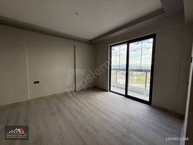 4+1 SİTE İÇİN DE FULL YAPILI VE MANZARALI GENİŞ DAİRE ASANSÖRLÜ - Görsel 7