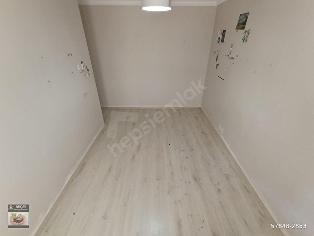 ALTINKUMDA DOĞALGAZLI GARAJLI ÇİFT BANYO & WCLİ İÇİ YAPILI 3+1 - Görsel 17
