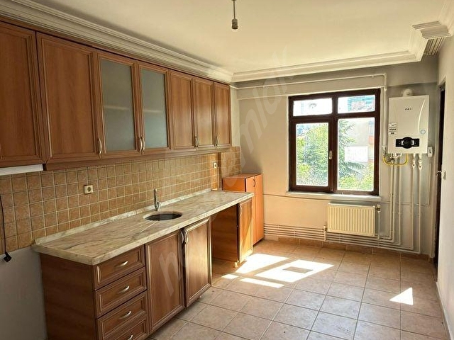 ETLİK ŞEHİR HASTANESİNE YÜRÜME MESAFESİNDE 3+1 KİRALIK DAİRE - Görsel 3