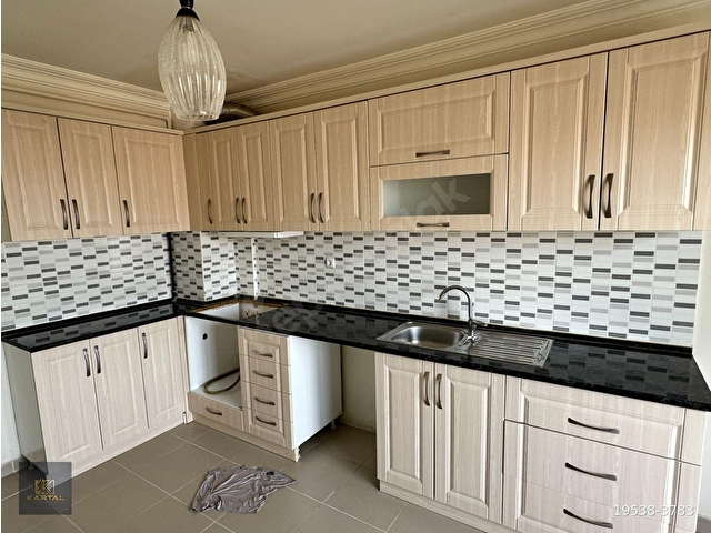 KARTAL..CADDEYE 1 BİNA MESAFEDE 4+1 190 M2 DUBLEX .. FULL MANZARALI..ISI YALITIMLI - Görsel 3