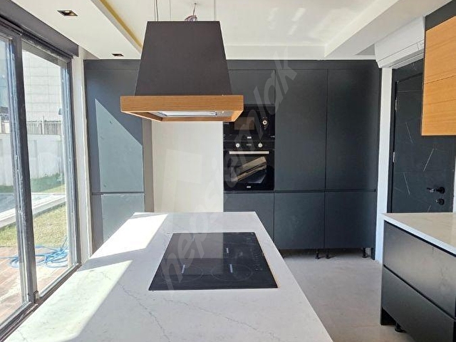 Site Özellikli Müstakil Havuzlu, Asansörlü, Lüks Villa - Görsel 17