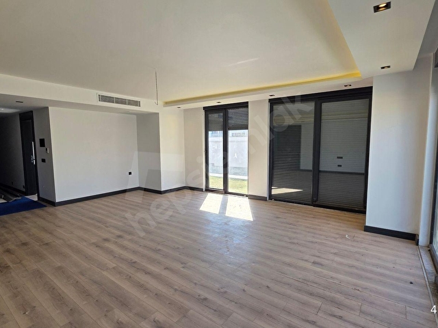 Site Özellikli Müstakil Havuzlu, Asansörlü, Lüks Villa - Görsel 20