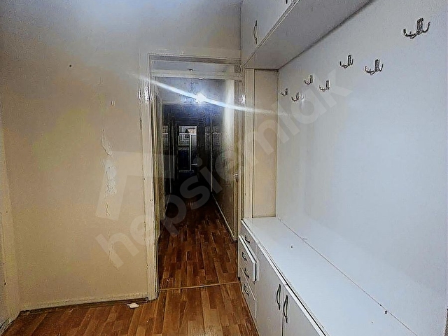 KAVAKLIK MERKEZDE SATILIK 2+1 ÖZEL BAHÇELİ TEMİZ KOMBİLİ DAİRE - Görsel 3