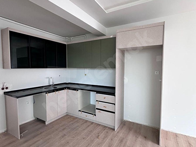 RW BUDURDAN HARİKA LOKASYONDA VE UYGUN FİYATA SATILIK DAİRE - Görsel 4