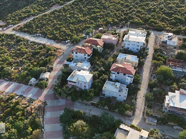 OĞUZLAR EMLAKTAN SATILIK TRİPLEKS VİLLA ANTALYA/DEMRE - Görsel 4