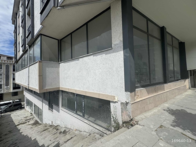 3 AYRI KATTA 850M2 CADDE CEPHE YENİ BİNA KİRALIK DÜKKAN
