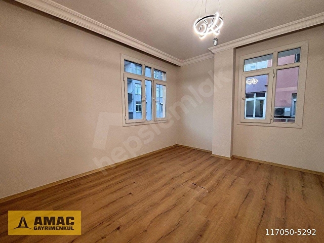 AMAÇTAN YEŞİLYURTTA YATAY MİMARİ ASANSÖRLÜ 15 YAŞ 2+1 FIRSAT DAİRE - Görsel 12
