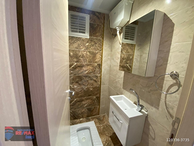 RE/MAX İNCİDEN ÇAKMAK CADDESİ ÜZERİ SATILIK GENİŞ VE AYDINLIK 2+1 DAİRE - Görsel 20