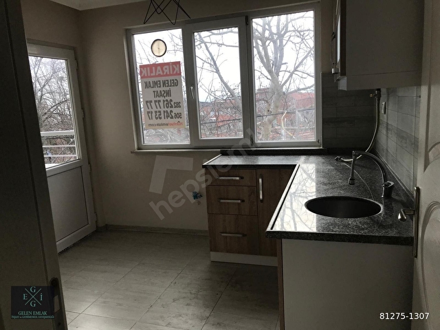 SATILIK DAİRE 2+1 ZAFER MAHALLESİ, KOMBİLİ , DENİZ MANZARALI ARA KAT - Görsel 2