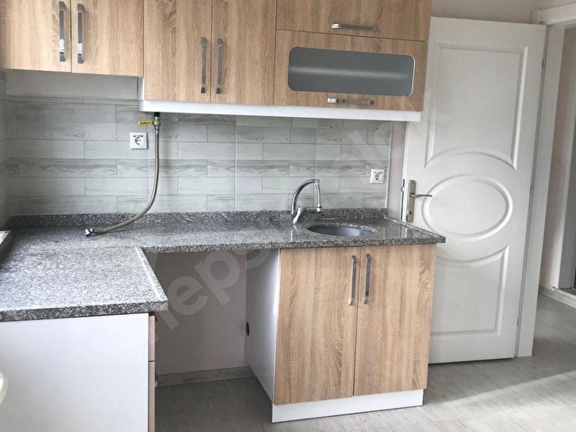 SATILIK DAİRE 2+1 ZAFER MAHALLESİ, KOMBİLİ , DENİZ MANZARALI ARA KAT