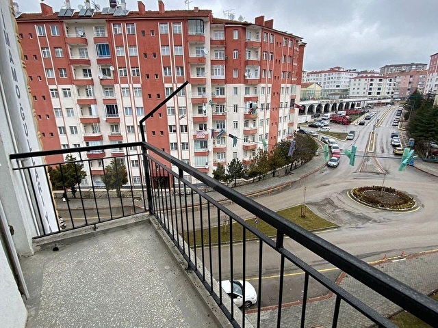 HUZUR YATIRIMDAN MERKEZDE KİRALIK DAİRE