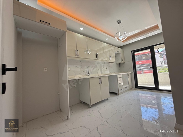 ERGÜNLERDEN HASTANE KARŞISINDA LÜX SİTE İÇİNDE 2+1 SATILIK DAİRE - Görsel 3