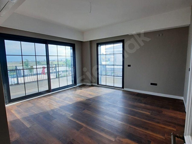 Prime Sasalıda 1182 m2 Arsa İçinde Kiralık 5+1 Sıfır Villa - Görsel 22