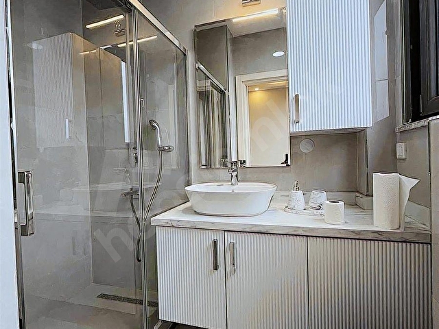 KALAMIŞTA SALON VE TÜM ODALARDAN KAPANMAZ DENİZ MANZARALI - Görsel 26
