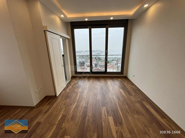 KALAMIŞTA SALON VE TÜM ODALARDAN KAPANMAZ DENİZ MANZARALI - Görsel 22