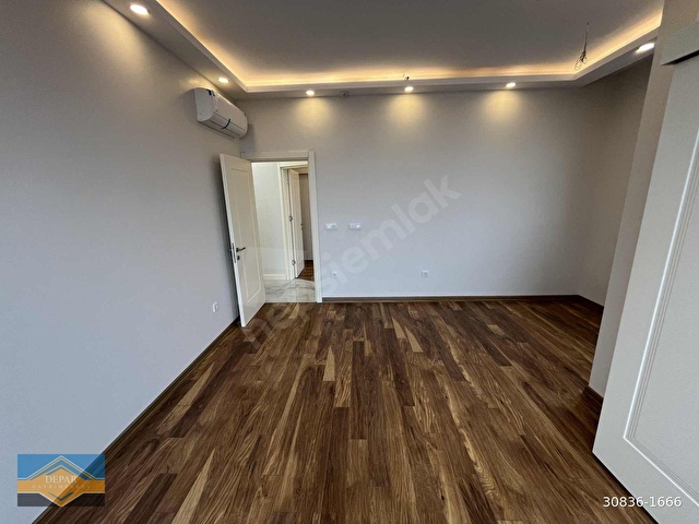 KALAMIŞTA SALON VE TÜM ODALARDAN KAPANMAZ DENİZ MANZARALI - Görsel 29