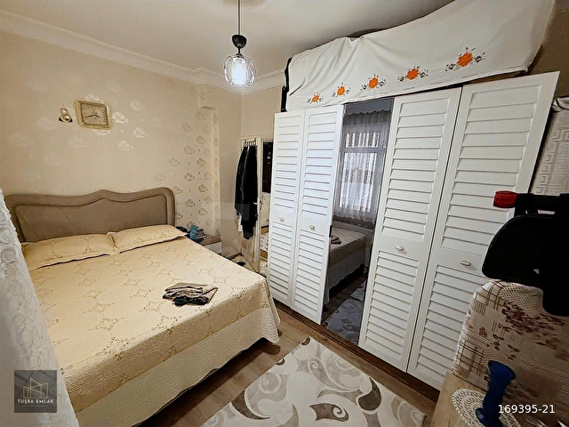 CADDE ÜZERİ METROYA YÜRÜME MESAFESİNDE 25 HİSSELİ ARAKAT DAİRE - Görsel 7