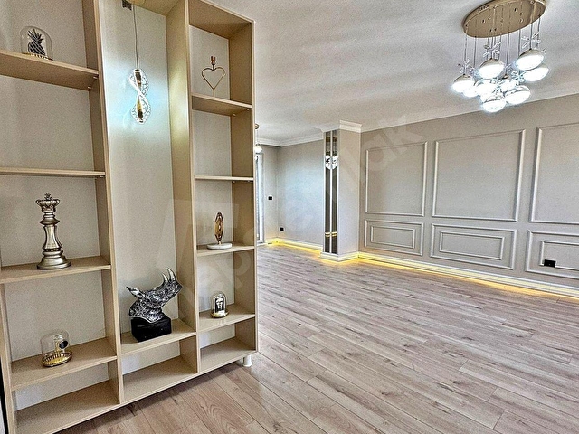 BAHÇEŞEHİR LOKASYONLU ULTRA LÜKS DİZAYN 3+1 SATILIK DAİRE - Görsel 10