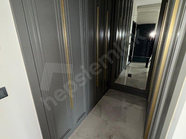 ALACAATLI LION CITY 230m2 4+1 KAPALI AÇIK OTOPARKLI GÜVENLİKLİ - Görsel 4