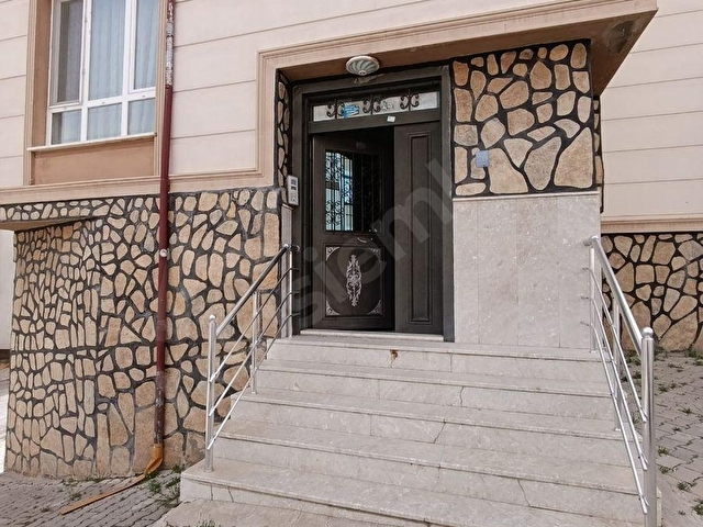Emlaknomiden Mahmudiyede Satılık 3+1 Ara Kat Daire (160m² Brüt) Bireysel Garaj+Kiler - Görsel 5