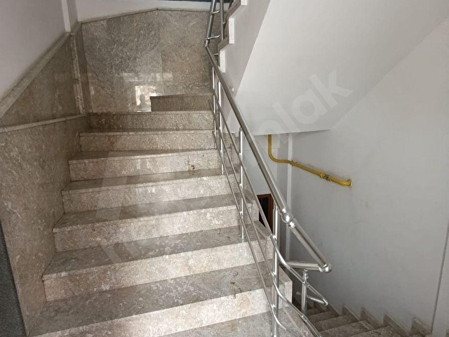 Emlaknomiden Mahmudiyede Satılık 3+1 Ara Kat Daire (160m² Brüt) Bireysel Garaj+Kiler - Görsel 7